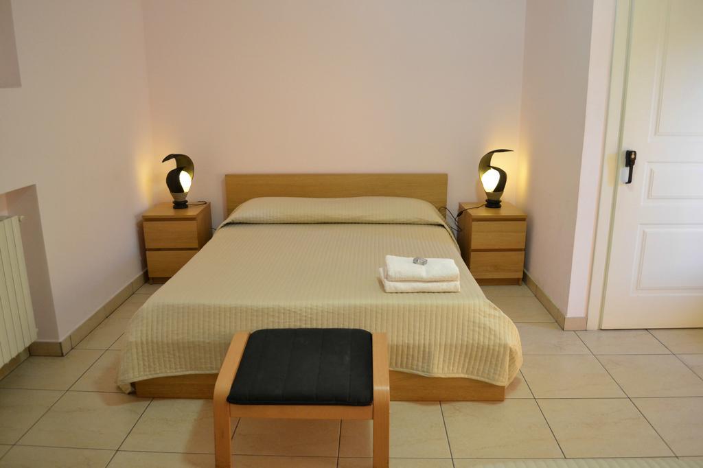 Hotel Acquaplanet Патерно Экстерьер фото