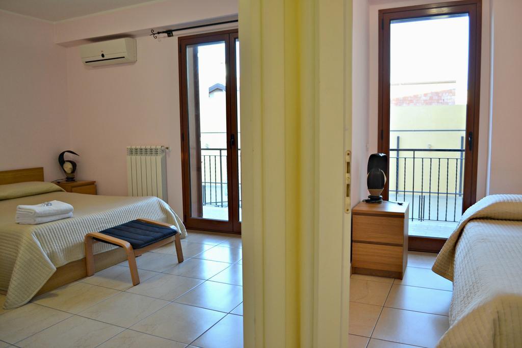 Hotel Acquaplanet Патерно Экстерьер фото