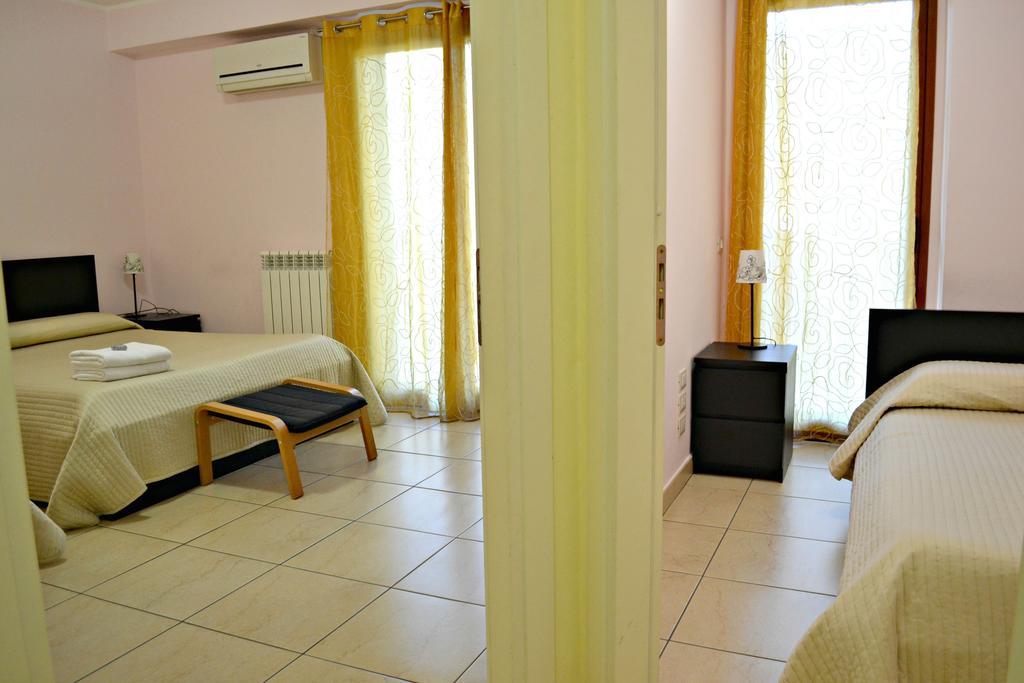 Hotel Acquaplanet Патерно Экстерьер фото